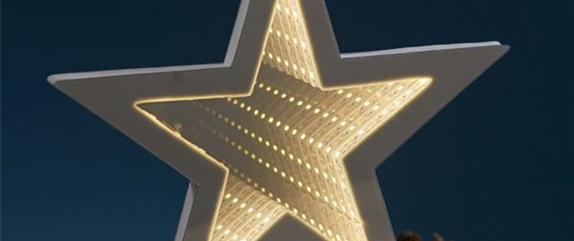 LICHTER ZU WEIHNACHTEN LICHTER ZU WEIHNACHTEN